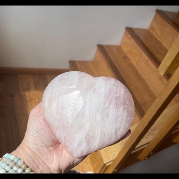 Rose Quartz Heart - Picture 5 of 6